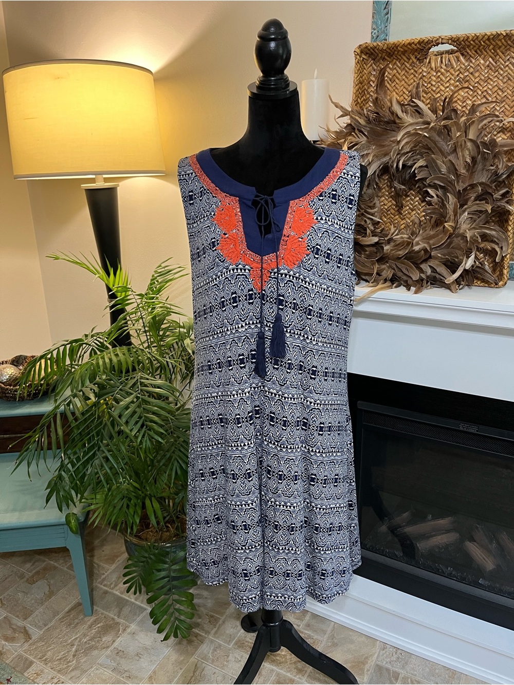 Luxology sleeveless dress.